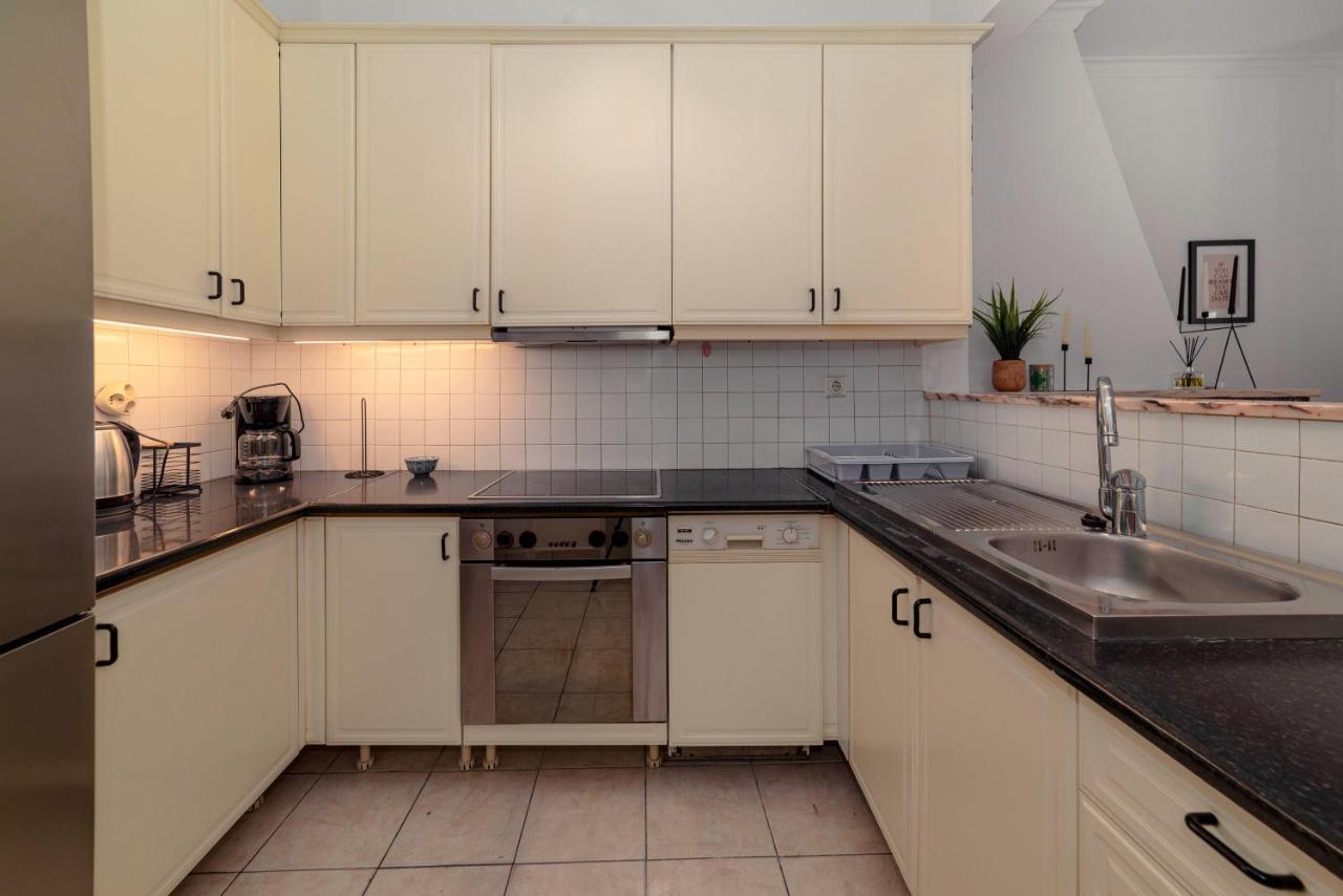 Spacious 2Bd Apartment Next To Athens Archeological Museum Zewnętrze zdjęcie